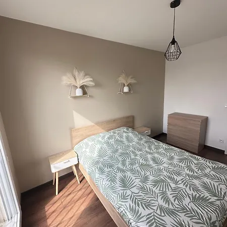 Appartement Chaleureux - Meaux Extérieur photo